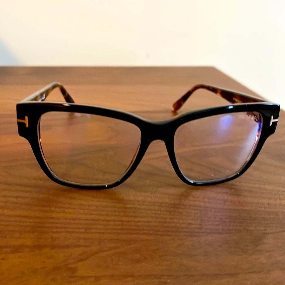 NWOT Tom Ford blue light-blocking glasses with NO prescription
